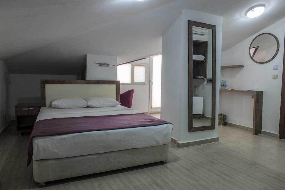 Udi Hotel Чанаккале Екстериор снимка