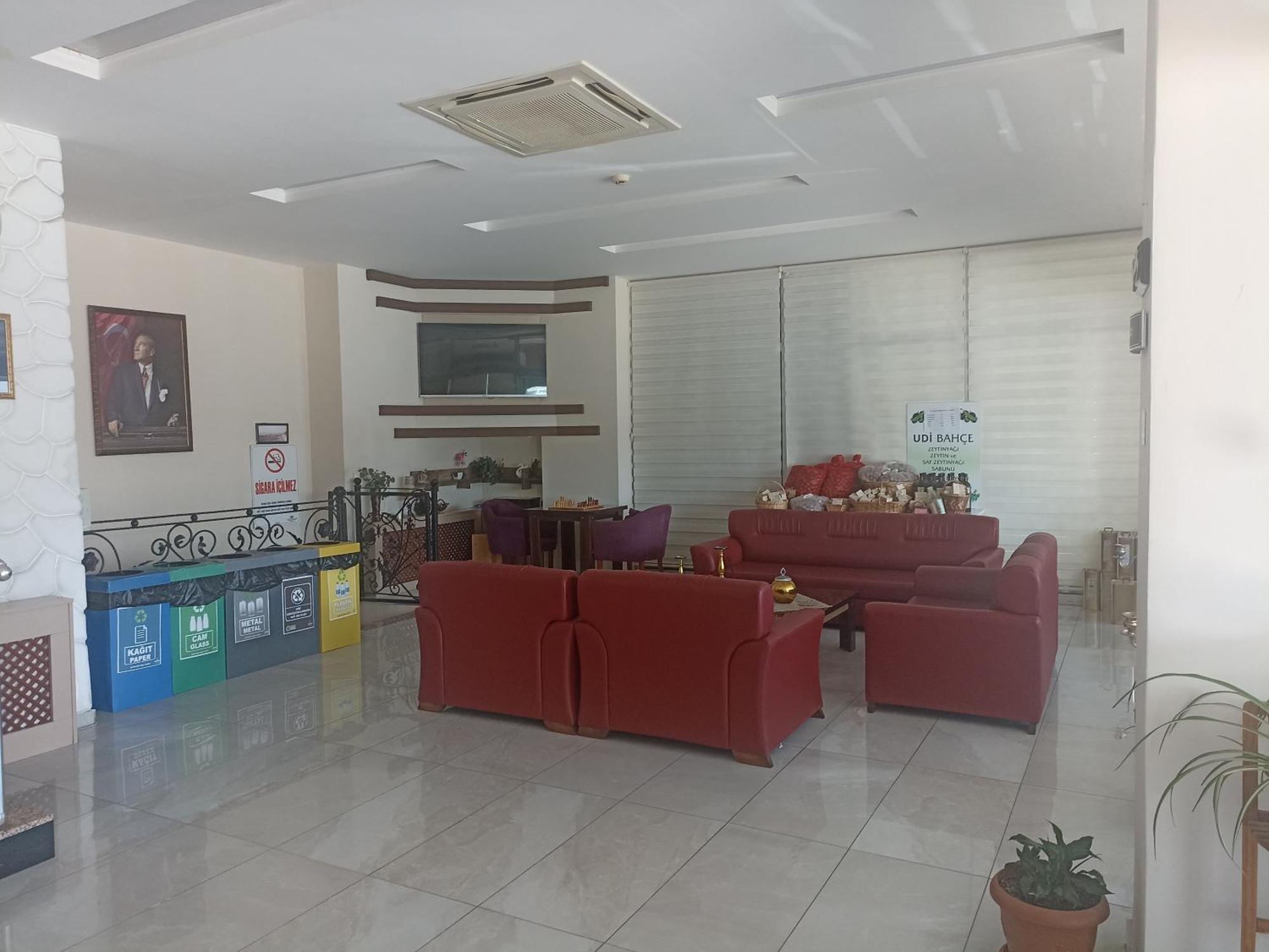 Udi Hotel Чанаккале Екстериор снимка