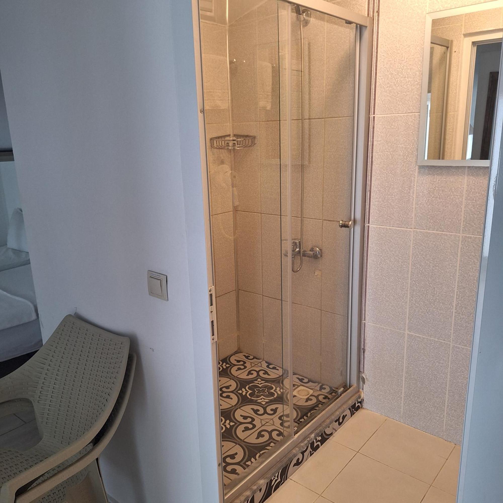 Udi Hotel Чанаккале Екстериор снимка