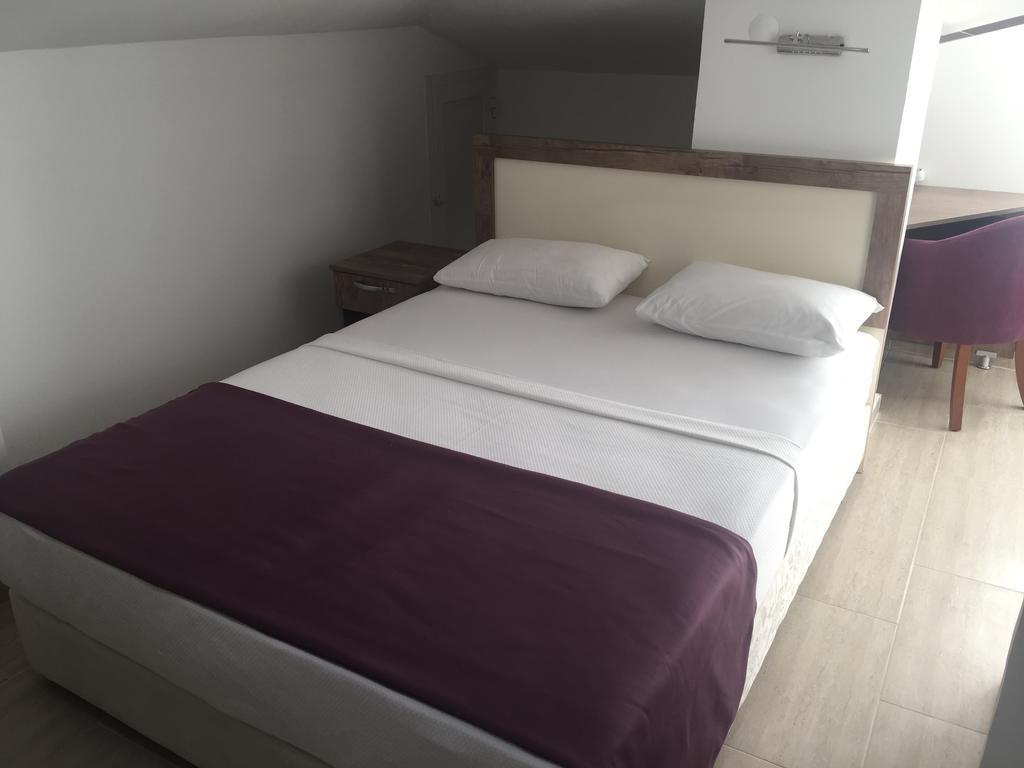 Udi Hotel Чанаккале Екстериор снимка